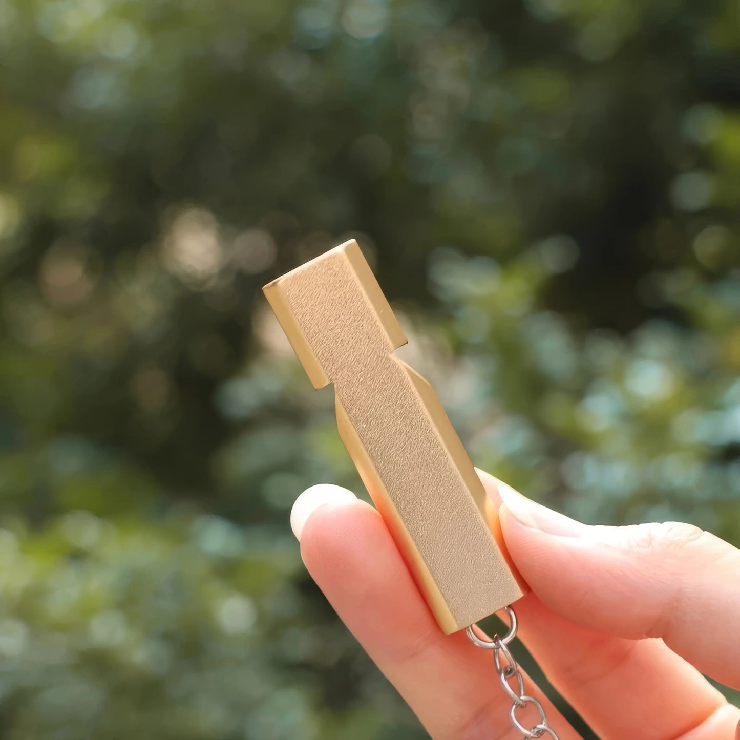 1/2 Survival Whistle Keychain Gold, Double Hole Design, Suitable for Camping Emergency and Rescue, Warning Whistle