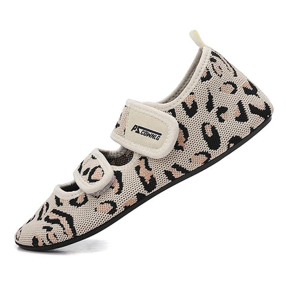 Quick Drying Water Shoes Non-Slip Breathable Summer Aqua Beach Sandal Flat Shoe Seaside Slipper For Women Creek Shoes Yoga