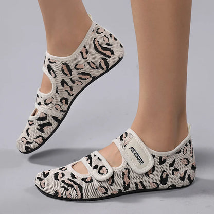 Quick Drying Water Shoes Non-Slip Breathable Summer Aqua Beach Sandal Flat Shoe Seaside Slipper For Women Creek Shoes Yoga