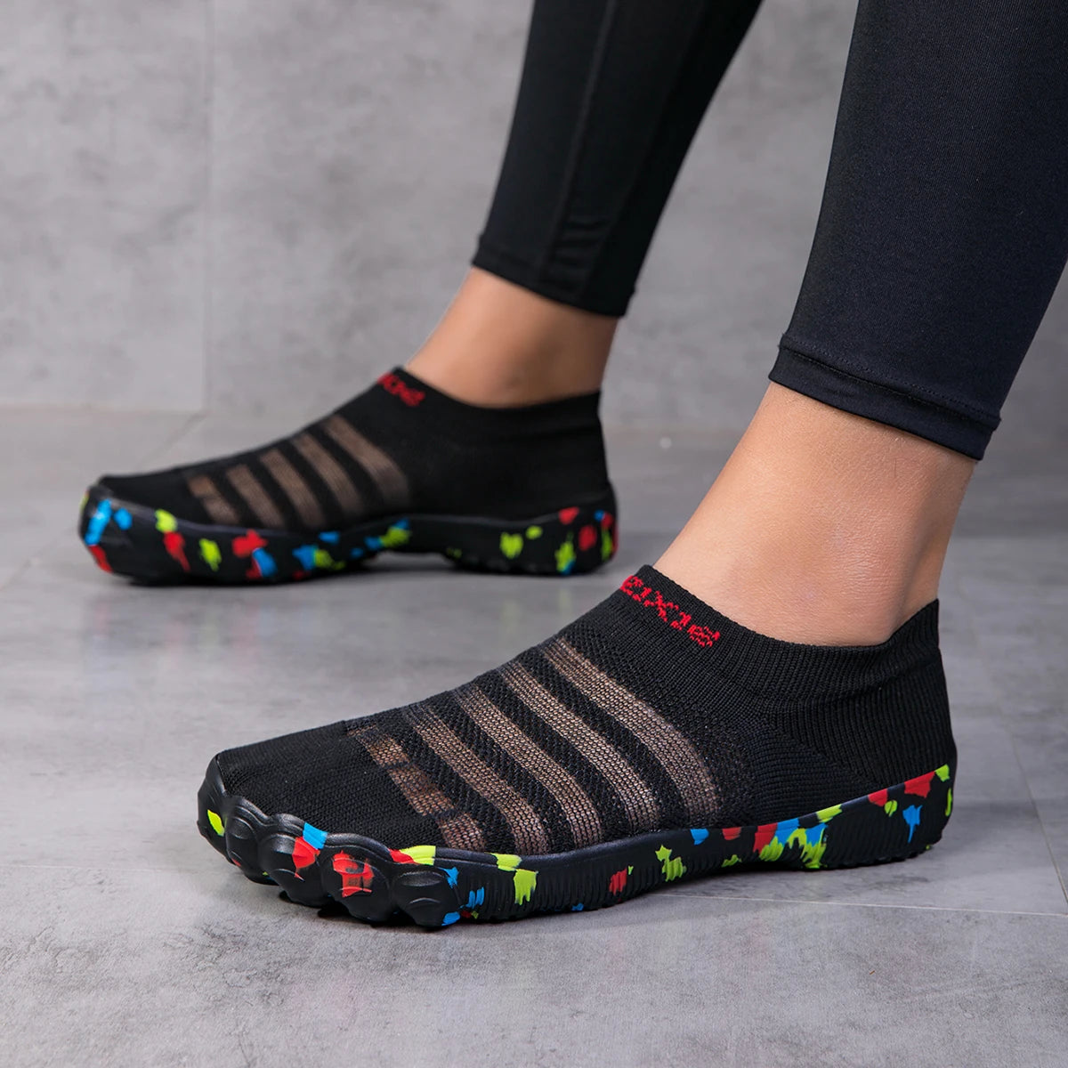 Quick drying water ski shoes, barefoot beach lightweight upstream swimming shoes, women's sports shoes