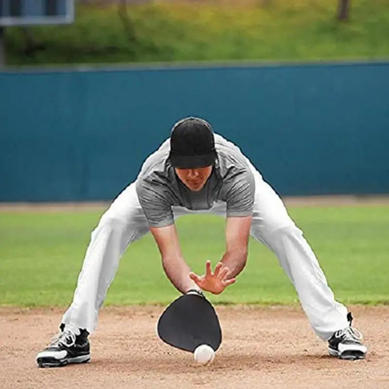 Baseball Glove Light Soft Portable Youth Softball Glove Baseball Training Equipment For Training Team Exercises